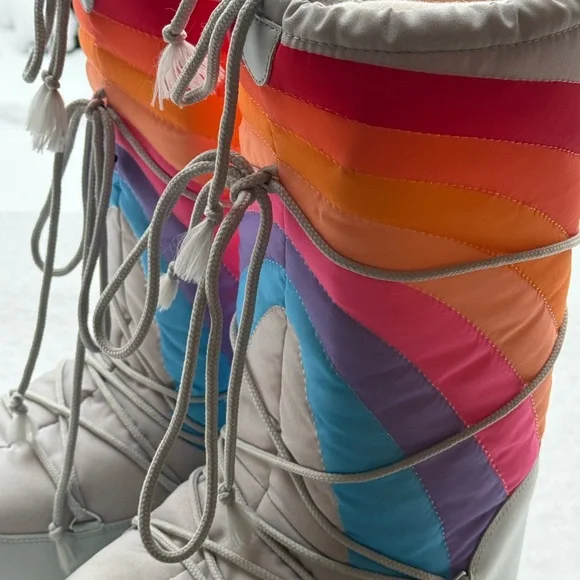 Moon Boot Women's Colorful Winter Boots - Picture 5 of 6